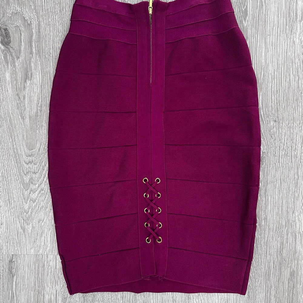 Bondage plum Bebe skirt